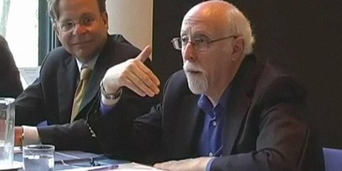 Walt Mossberg promete iPhone 3G en 60 días