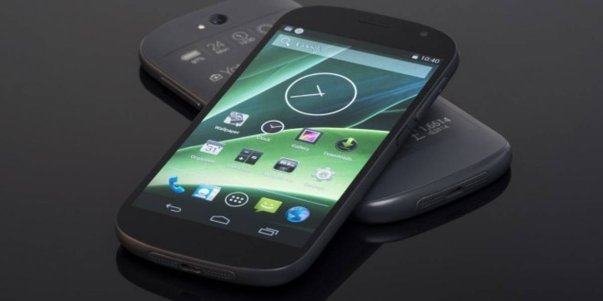 Ya es oficial el nuevo Yotaphone 2 con pantalla de tinta electrónica