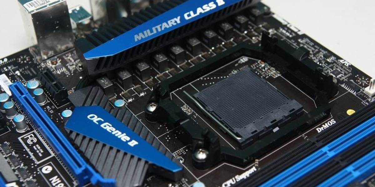 MSI 990FXA-GD80 y ASRock A75-Extreme6 avistadas