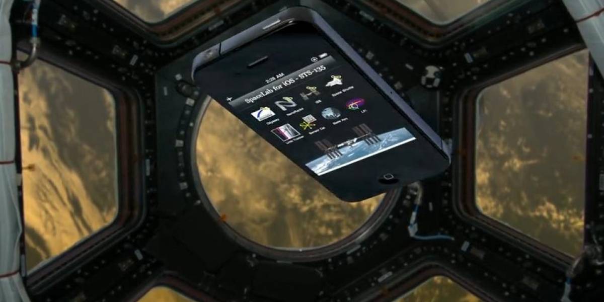 En la última misión del Atlantis, dos iPhone 4 irán al espacio