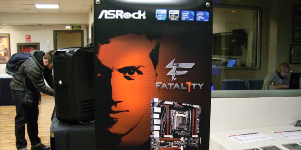 España: ASRock presentó sus placas Intel 7- series, y Kingston su gama HyperX