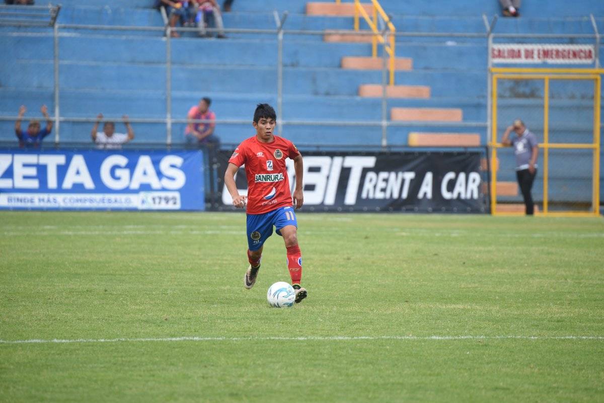 John podría ser suspendido de 2 a 4 años.