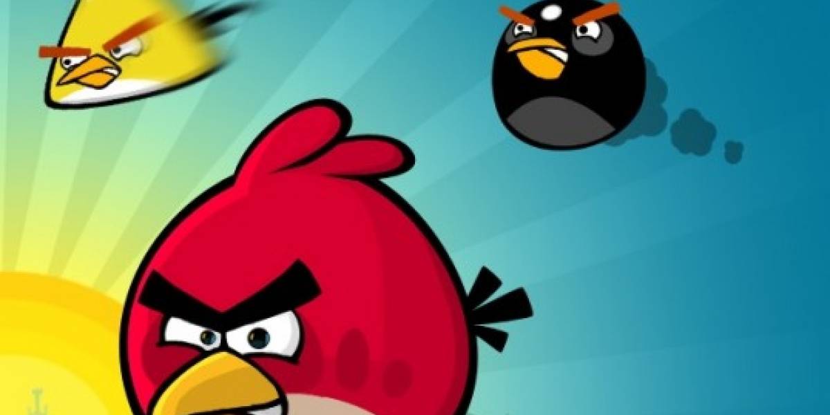 Robot maestro para jugar Angry Birds