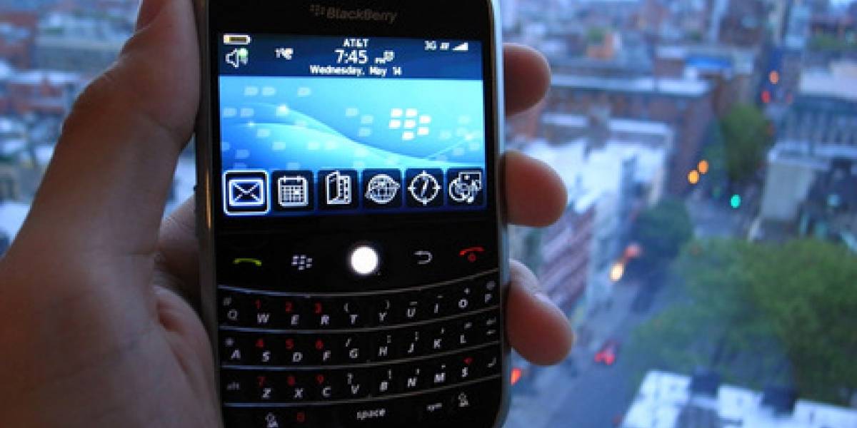 Colombia: Publicista escribe el primer libro en Blackberry