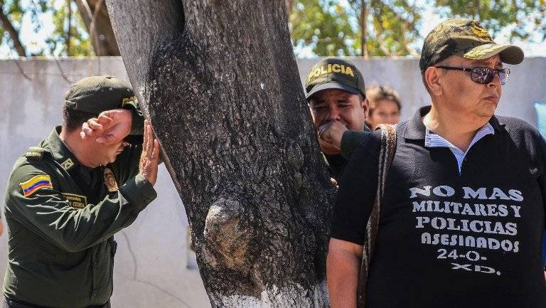 Atentados contra la policía de Colombia