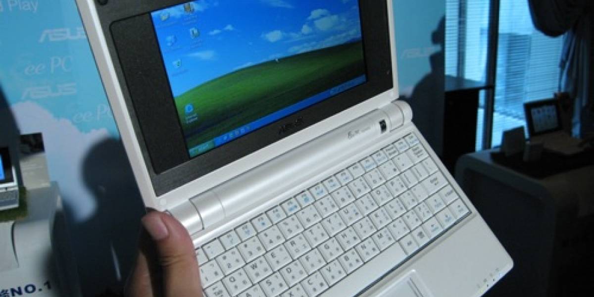 Hola, Asus Eee PC