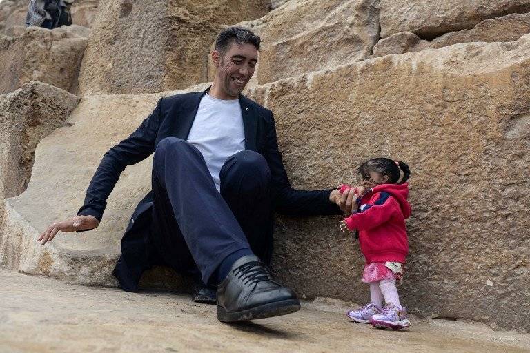 Sultan Kosen y Jyoti Amge