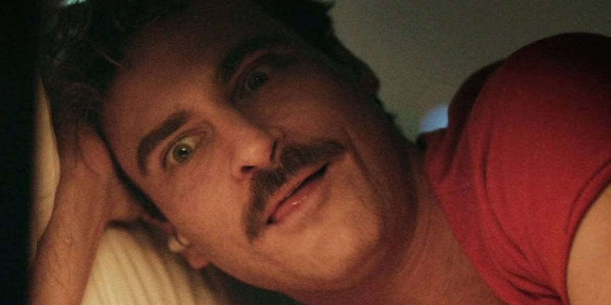 Hombre se casa con su smartphone en Las Vegas