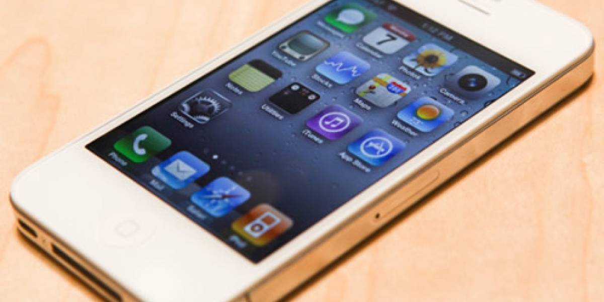Steve Wozniak aclara las razones por las cuales se ha retrasado el iPhone 4 blanco