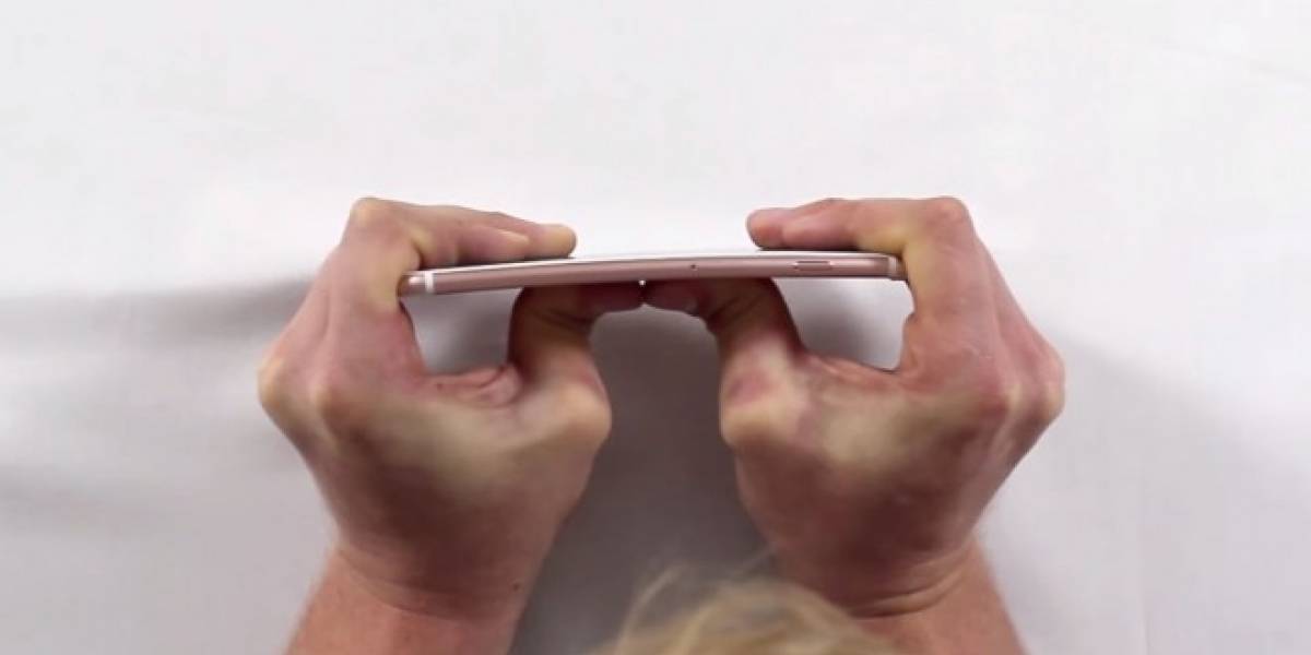 Prueba demuestra que el iPhone 6s Plus no se dobla tan fácil