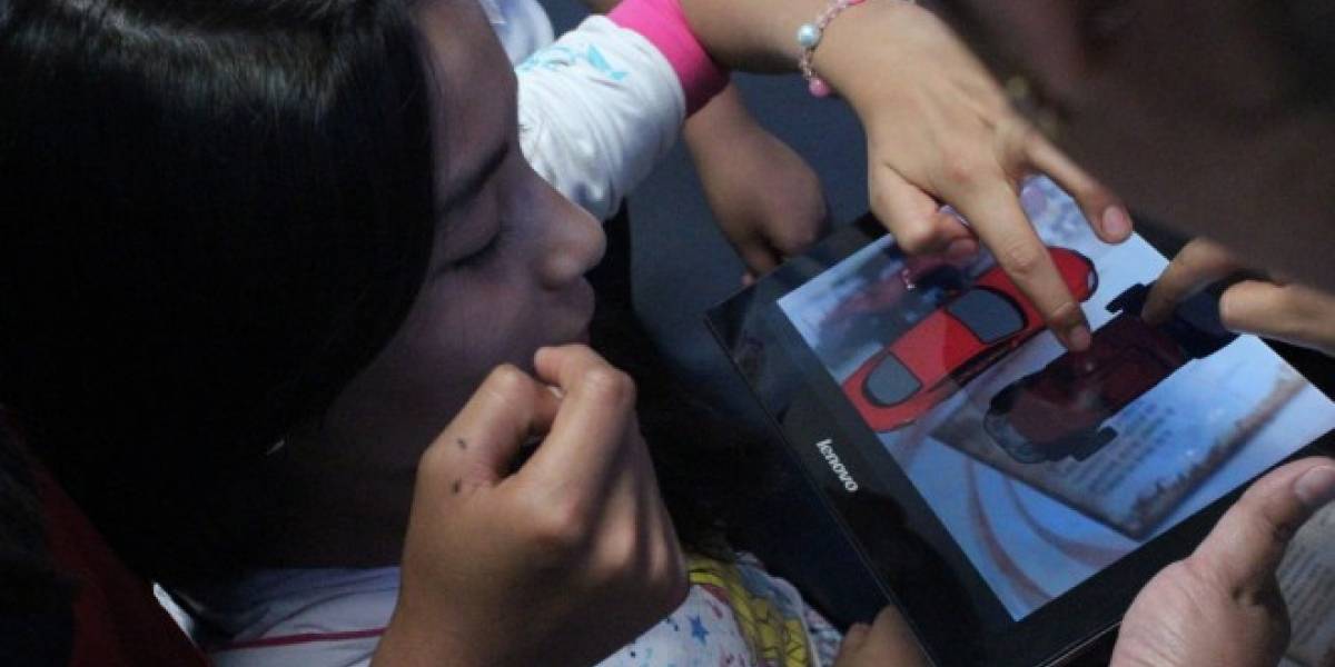 Mexicanos desarrollan app de realidad aumentada para educación básica