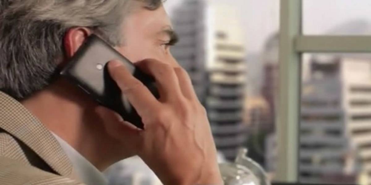 WOM se burla en nueva campaña de Pablo Longueira y Jaime Guzmán