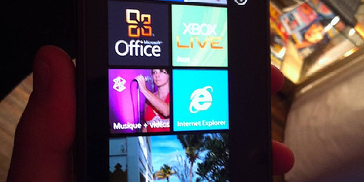 Microsoft cumple su promesa y regala smartphones con WP7 a sus empleados
