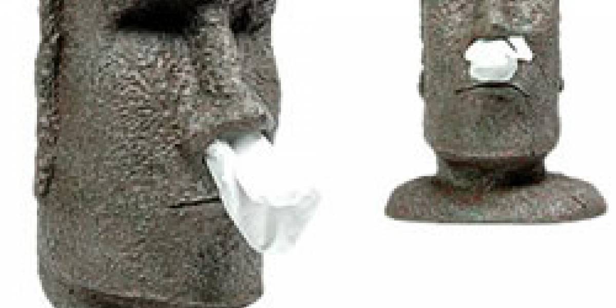 Impresentable: Dispensador de pañuelos con forma de Moai