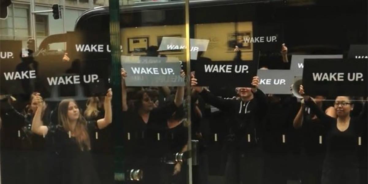 ¡Epa! Samsung niega estar detrás de la protesta en Apple Store australiana
