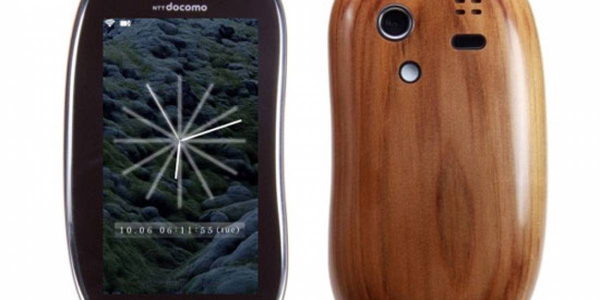 Sharp le pone pantalla táctil al mítico "celular de palo"