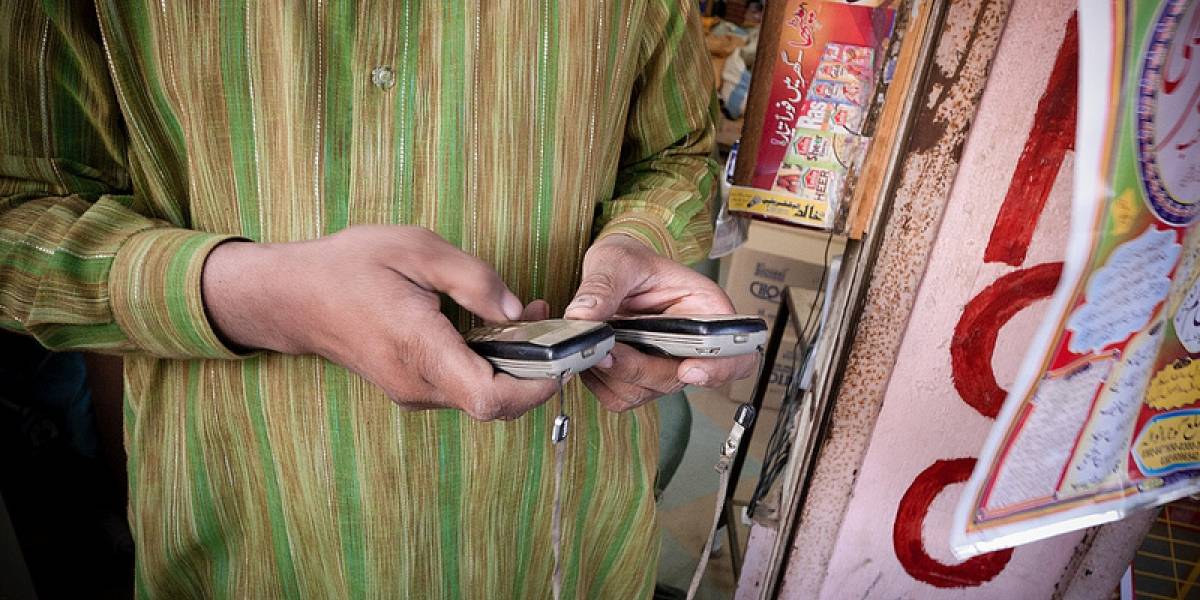 Pakistán quiere terminar con planes de precio de trasnoche por 'promover la vulgaridad'