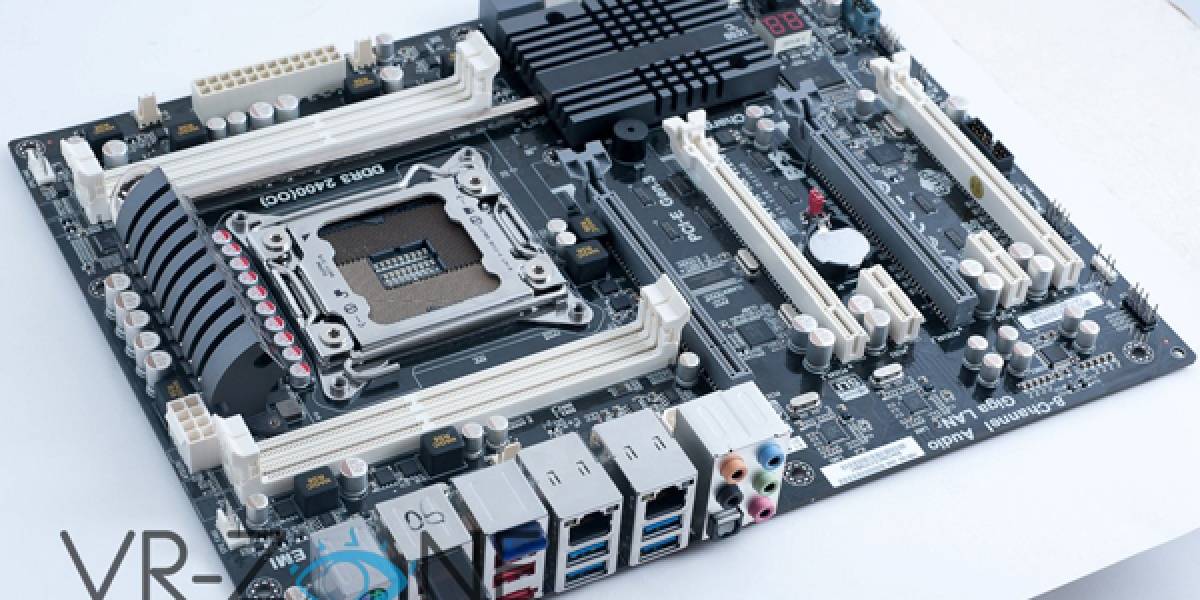 ECS lanza nueva placa X79 con puerto PCI express 3.0