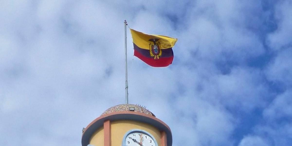 Ecuador retomará proyecto de pago móvil bajo el nombre 'dinero electrónico'