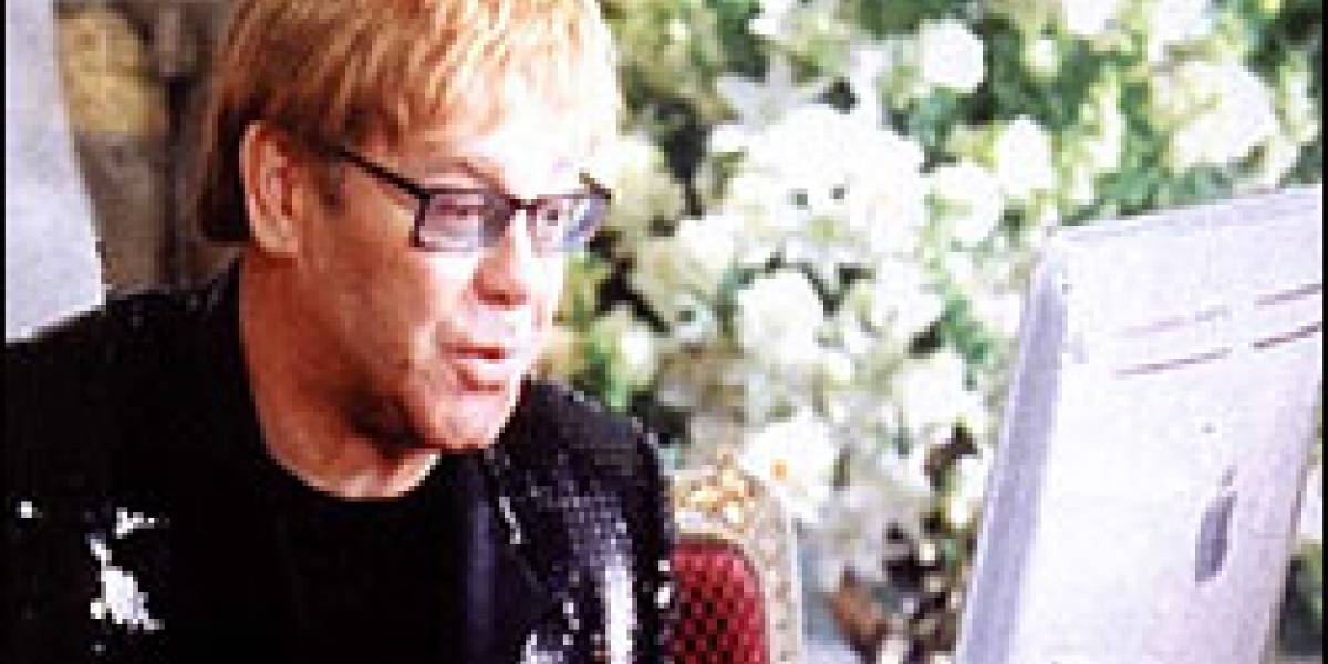 Elton John: "Cerremos Internet por 5 años"