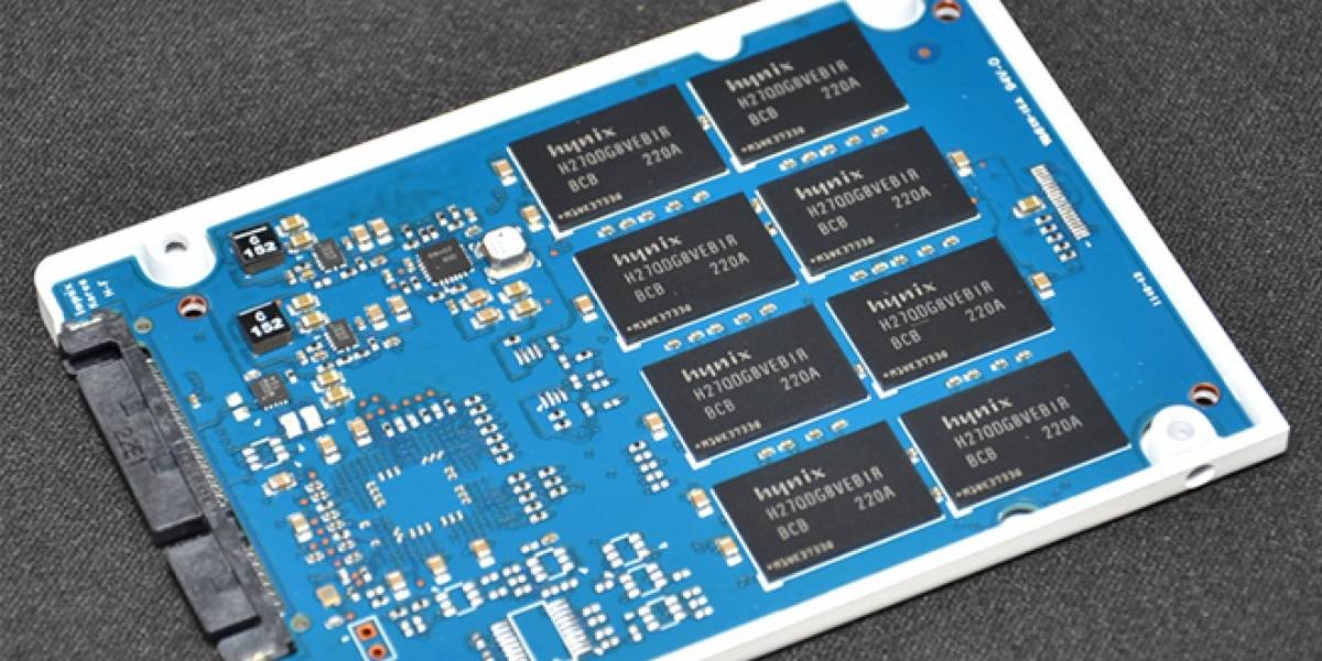 Hynix apuesta fuerte al mercado de los SSD y compra fábrica de controladoras
