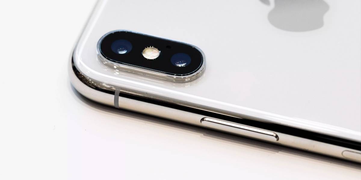 ¿Tienes un iPhone X? Considera usarlo con carcasa
