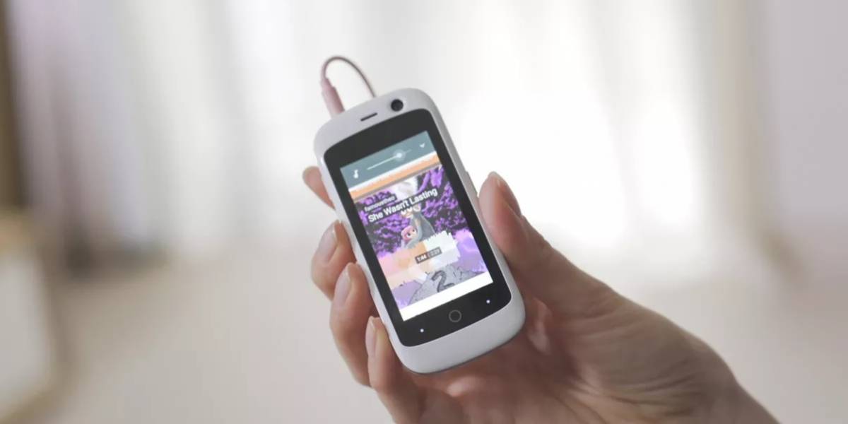 Con ustedes Jelly, el Android 4G LTE más pequeño del mundo