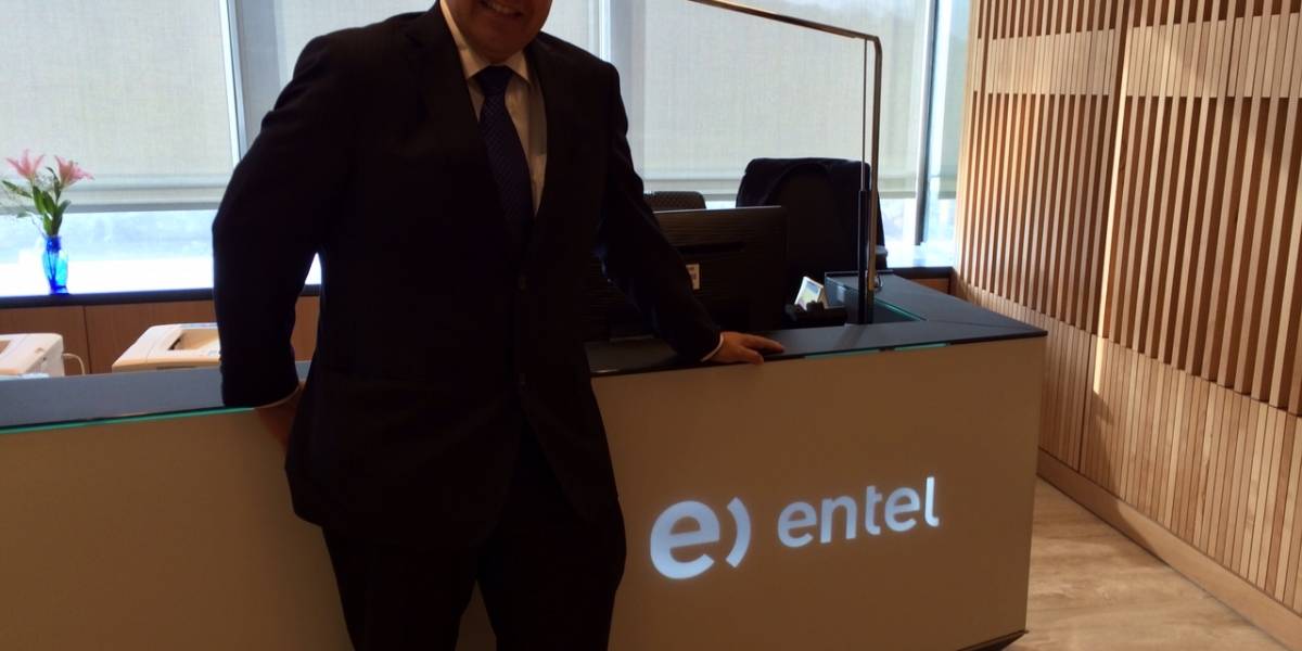 Manuel Araya, Gerente de Asuntos Corporativos de Entel: "El servicio 4G descongestionará las redes 3G"