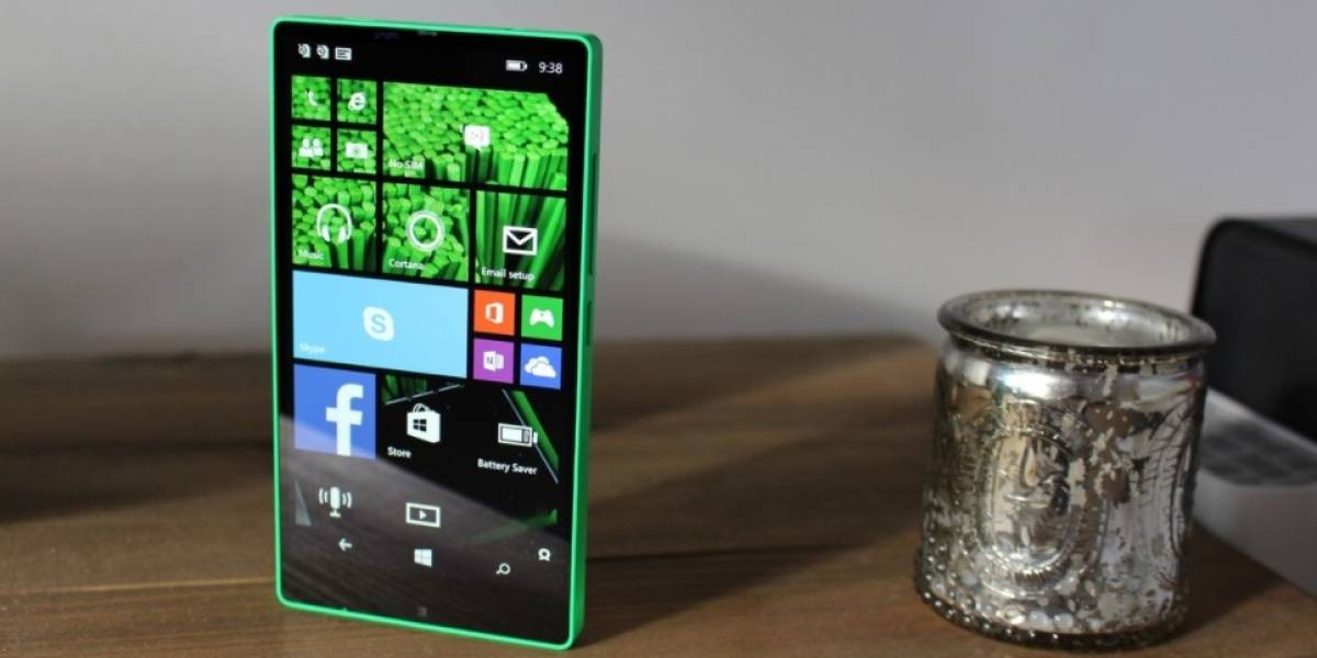 El primer teléfono sin bordes era de Microsoft, pero lo cancelaron