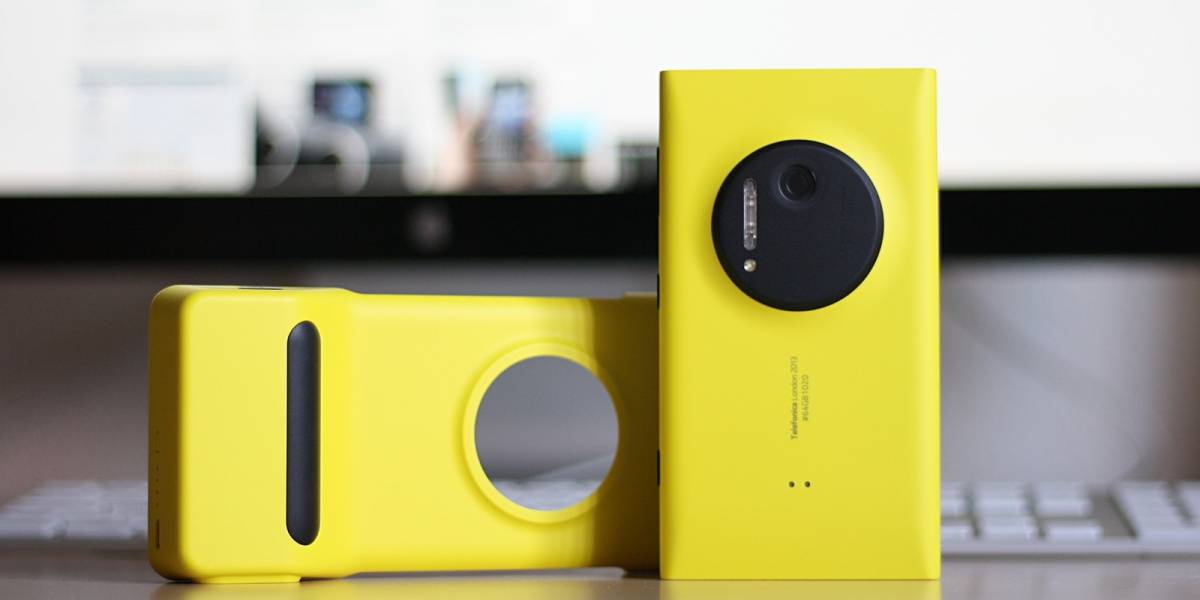 Microsoft estaría por lanzar un smartphone para 'selfies' y un PureView de gama media