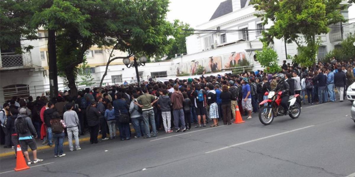 Chile: Tienda PCFactory suspende su venta de bodega por alta afluencia de público