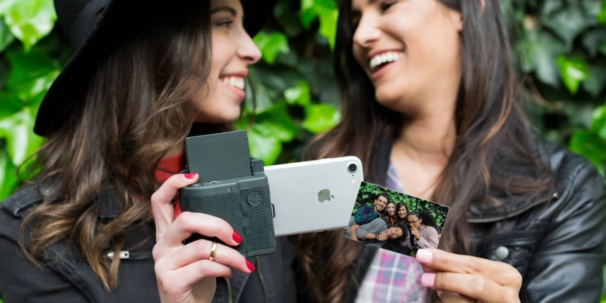 Esta carcasa convierte a tu iPhone en una Polaroid