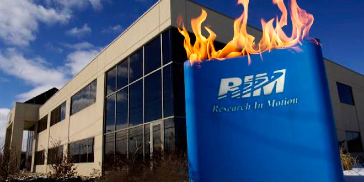 Accionistas le piden a RIM venderse o dividirse, CEOs con dos pies afuera