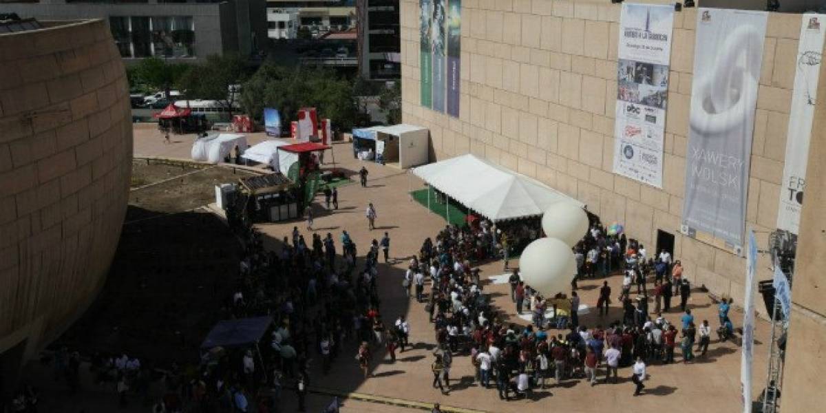 Estudiantes mexicanos lanzan satélites experimentales a la estratosfera