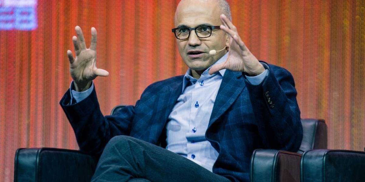 Satya Nadella, CEO de Microsoft: "Queremos construir el smartphone definitivo"