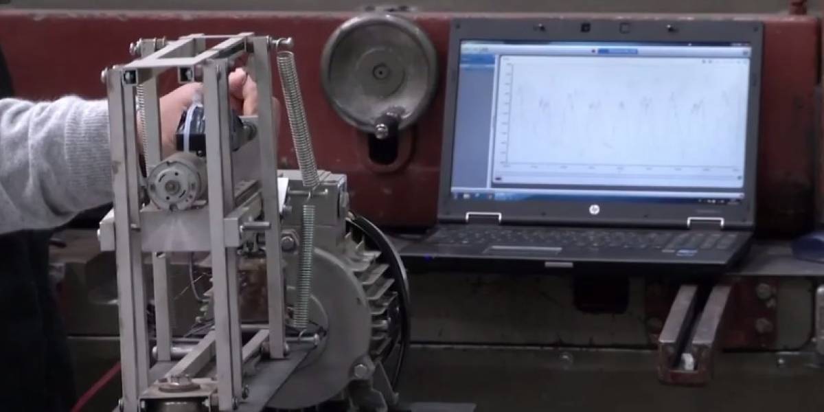 Esta máquina carga el celular con temblores y obviamente fue inventada en Chile