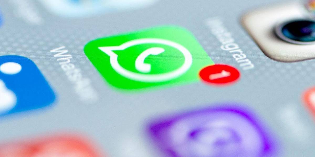 Chilenos y brasileños prefieren leer las noticias en WhatsApp