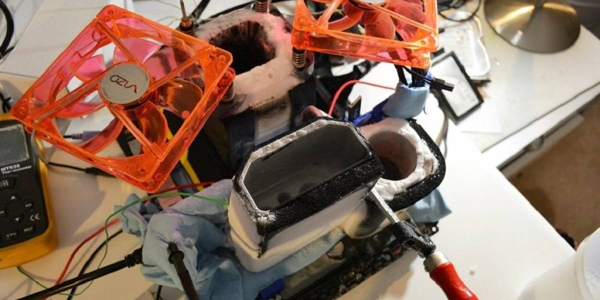 Overclockean la GTX Titan con nitrógeno líquido