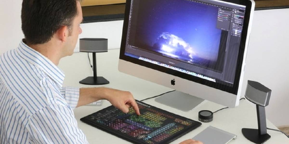 Diseñan teclado de 319 teclas para trabajar rápido con Photoshop