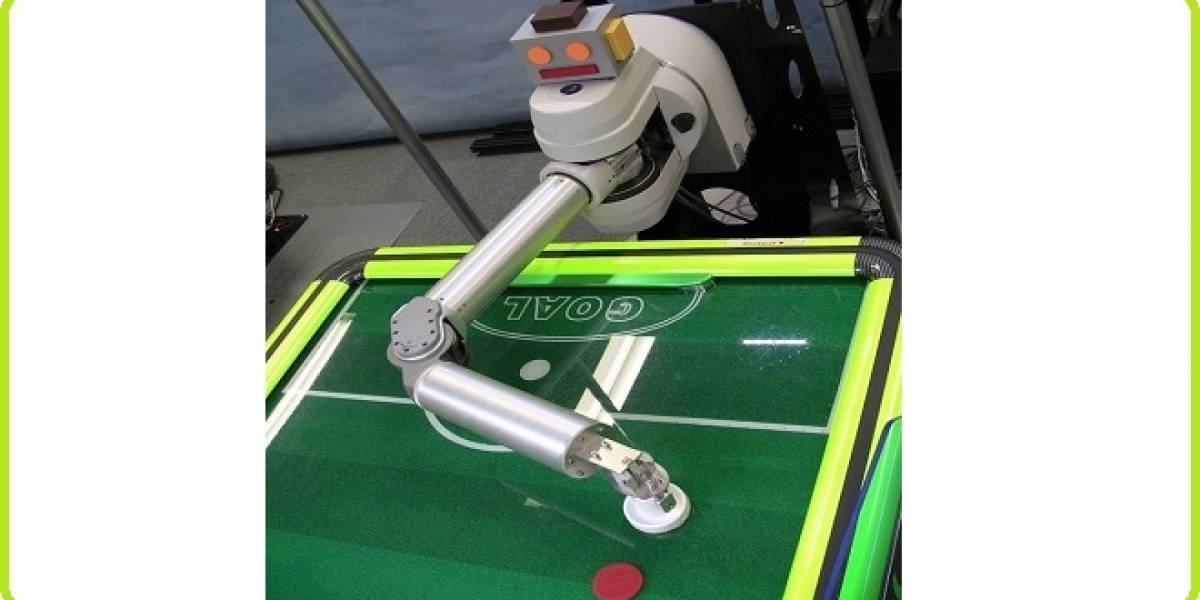 Este robot aprende de tus movimientos para derrotarte en hockey de mesa