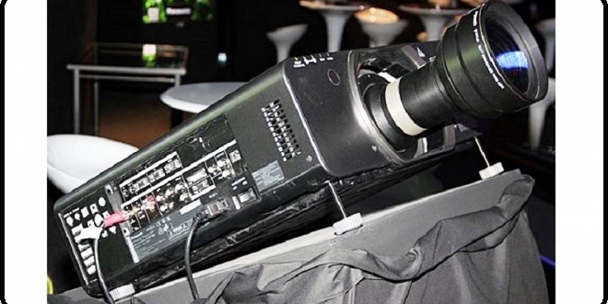 Panasonic PT-DZ13K: El proyector de 12,000 lúmenes más ligero del mundo