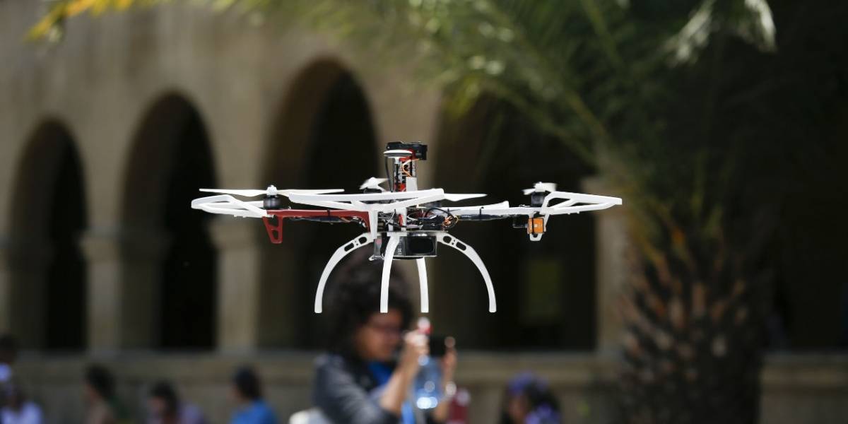 Estados Unidos autoriza a Uber a repartir comida con drones de prueba
