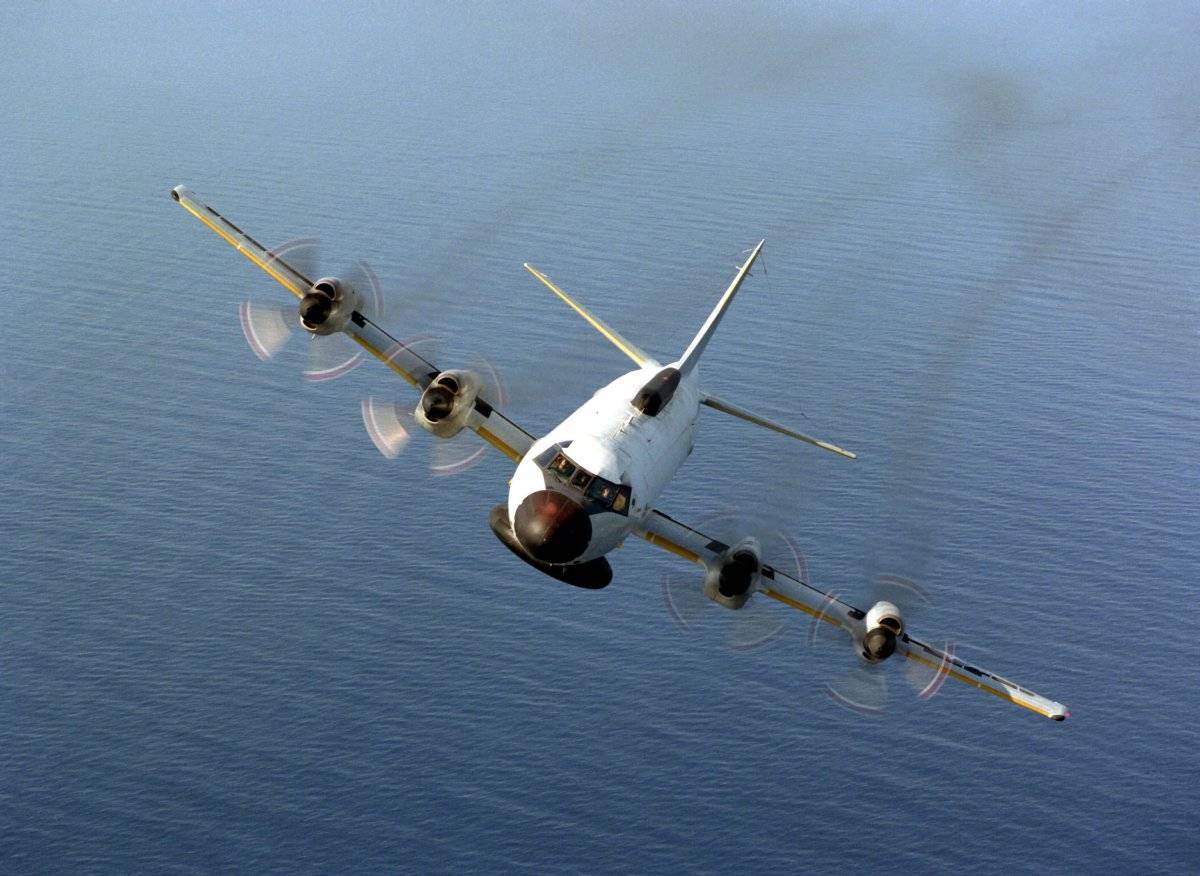 Avión de reconocimiento EP-3