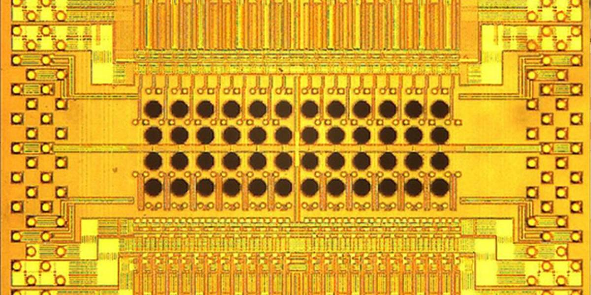 IBM agujerea un chip óptico para alcanzar velocidades de un terabit por segundo