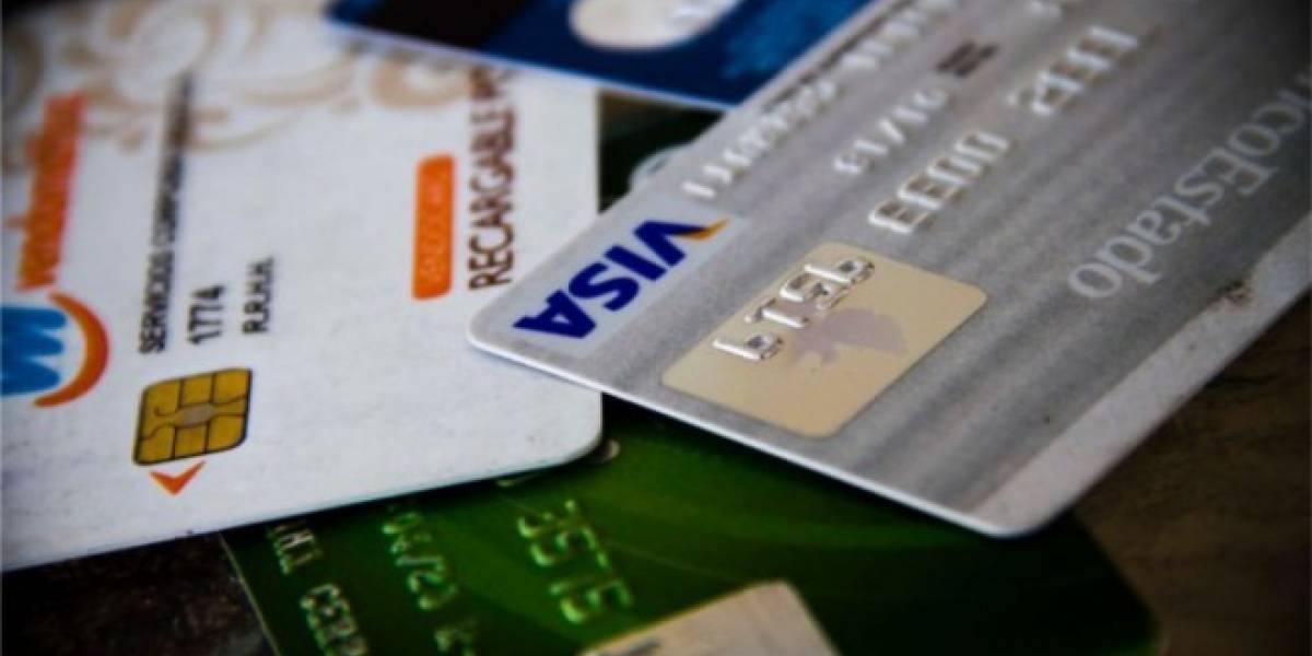 Lanzan campaña para prevenir la clonación de tarjetas en Chile