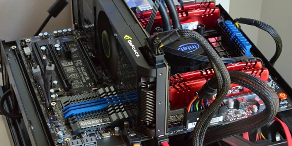 Intel Sandy Bridge E 3960X en una placa madre GIGABYTE X79-UD5