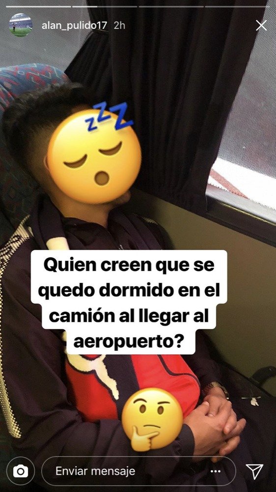Camión de Chivas regresa al aeropuerto: jugador se quedó dormido