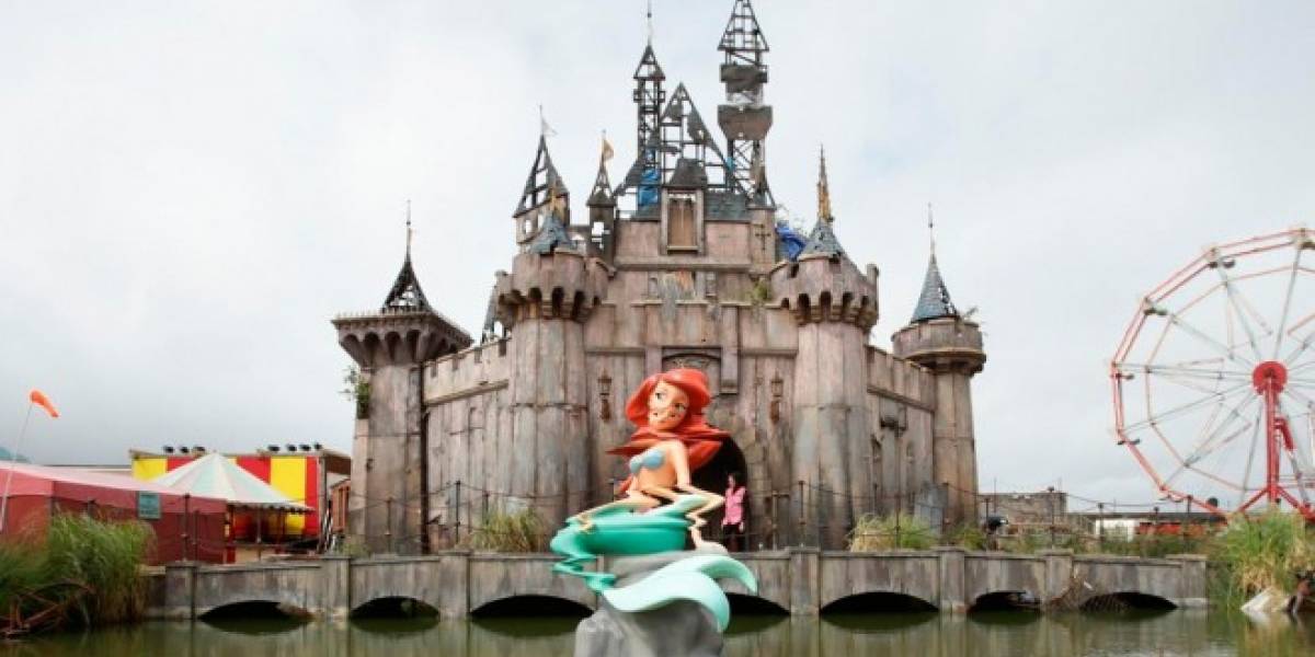 Banksy presenta el video oficial para su parque Dismaland