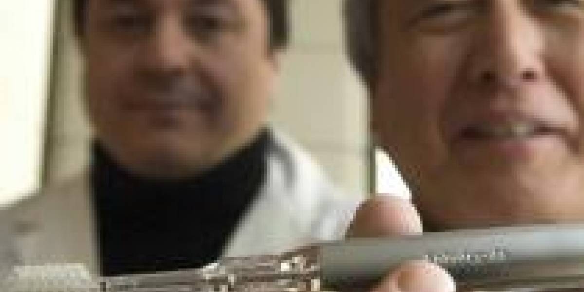 Soladey-J3X: Cepillo de dientes solar que no necesita pasta dentífrica