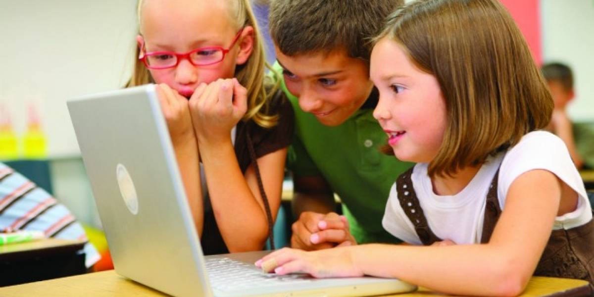 Windows 10 envía a padres un historial detallado de lo que hacen sus hijos en la computadora